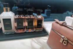 -法国娇兰精品店