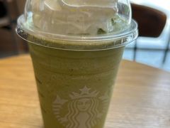-星巴克(上海长宁来福士1F店)