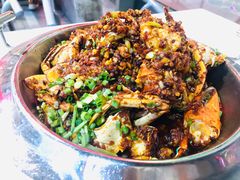 -凤凰路何眼镜香辣蟹(花果园店)