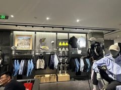 -ARC'TERYX始祖鸟(北京王府中环店)