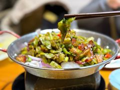 干锅脆莴笋-莲餐厅·湖北菜·潜江小龙虾店(愚园路店)