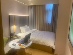 -全季酒店(上海徐家汇宜山路店)