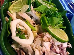 -Thiw Soen Seafood Restaurant