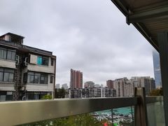 -崇仁路(地铁站)