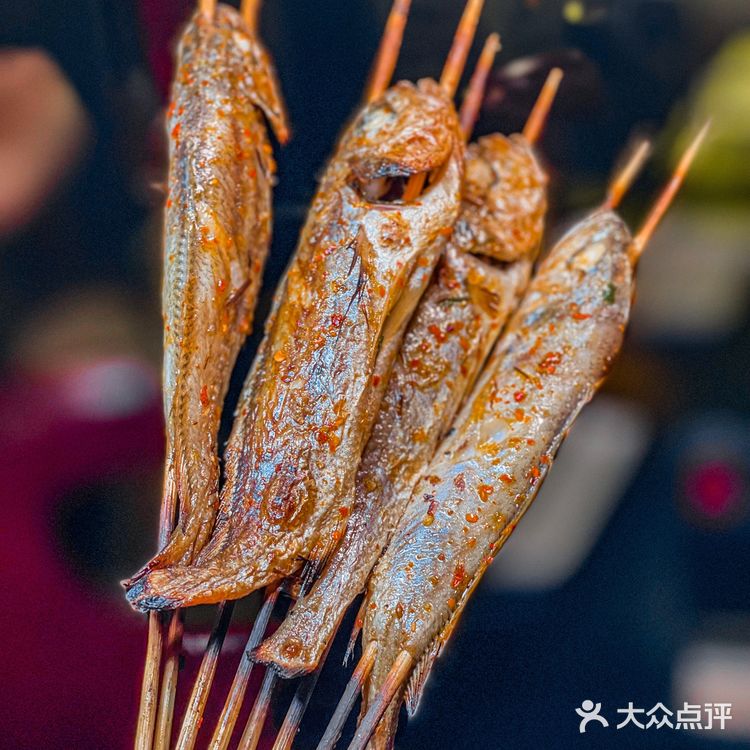 上海美食|撸串经常撸,撸鱼试过吗?炭秘小黄鱼走一个