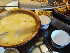 -富正毅三下锅·湘西韵味(天门山索道店)