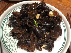 傣味云耳-云海肴·汽锅鸡·云南菜(美罗城店)