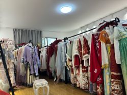 -汉仪华裳汉服馆(打浦桥店)