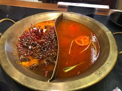 -沸炉重庆老火锅(军事博物馆店)