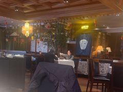 -八府香鸭·啫啫煲(华山路店)