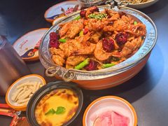 -猴子山下·活虾麻辣香锅(钟楼街店)