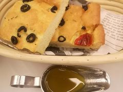 餐前面包-西山人家·二十年老字号农家菜(旺山店)