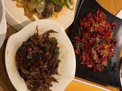 -隔壁老王·家常云南菜(花巷店)