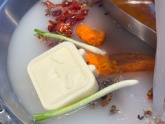 -生活如沸·顺德水牛奶火锅(人民广场店)
