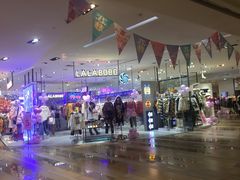 -百盛(万象城店)
