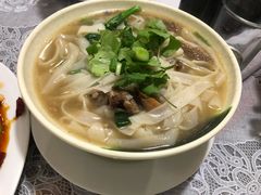 -YI PIN JU 一品居中餐厅 中国超市