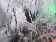 -大平台龙居瀑布旅游区