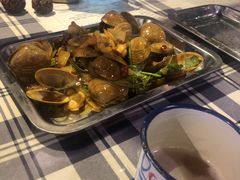 -马路牙子地桌烤肉(工体店)