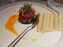 牛肉塔塔配牛油果黑橄榄酱-Solo(衡山路店)