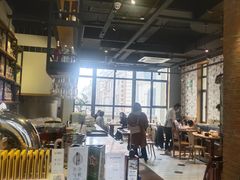 -LENBACH兰巴赫西餐啤酒坊(大连东港店)