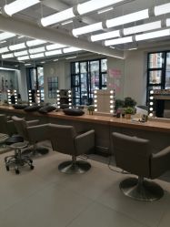 -Z.X HAIR SALON张新美业