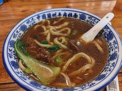 -康师傅私房牛肉面(马泉营奥莱店)