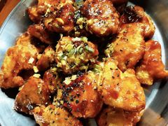 -BHC炸鸡(明洞总店)