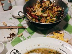 -渔语鱼酸菜鱼新川菜(来福士店)