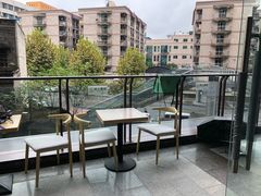 -蜜蜂小象·榴莲千层蛋糕(时代汇11栋店)