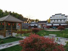 -龙湖东院农庄(乡间小路店)