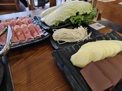 -呷哺呷哺(万达新世界店)
