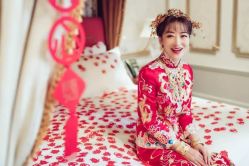 -汕尾陆丰婚庆婚礼司仪主持洪立策划公司(东海店)
