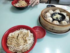 -食惠里小笼包面馆(越秀店)