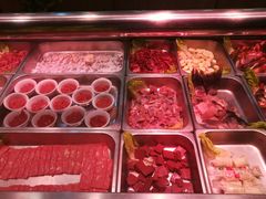 -尚品海鲜肥牛自助火锅(湖明店)
