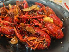 油焖小龙虾-侠舍·江湖烤全羊·大排档(沌口总店)