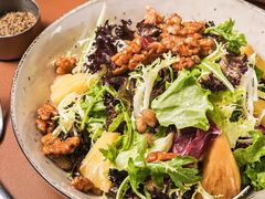 烤菠萝色拉-Golden Lily河内巴黎法越料理餐厅(建国西路店)