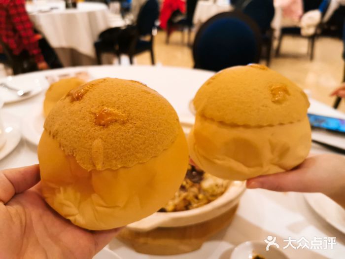 炳胜公馆(珠江新城店)招牌菠萝包图片