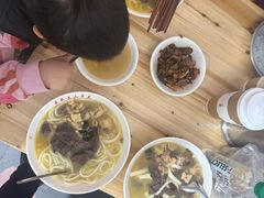 -文山荷鲜居(翠湖店)