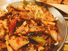 鱿鱼炒五花肉-富乐满韩国正宗炸鸡韩国料理(虹泉路店)