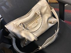 -BALENCIAGA(比斯特苏州购物村店)