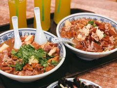 卤煮火烧-门框胡同百年卤煮(新街口店)