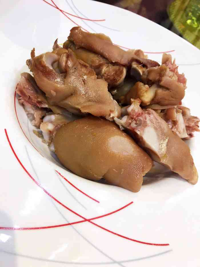 添福私房菜-"菜品味道不错. 就是人多要热水都比较难.