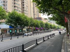 -白玉兰酒店(上海田子坊马当路地铁站店)