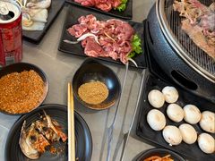 -啊美丽炭火烤肉(滑翔一店)