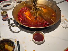 -小龙翻大江文化火锅(宽窄店)