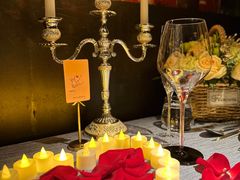 -弦月窗LUNETTE BY AMANDA(复兴路店)