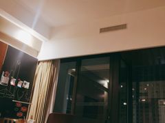 -珠海拱北口岸希尔顿欢朋酒店