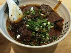 -杨三孃跷脚牛肉(中粮鸿云悦街店)