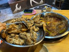 -肖肖酸萝卜鱼火锅(总店)