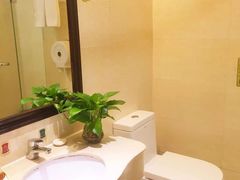 -维也纳酒店(深圳机场店)